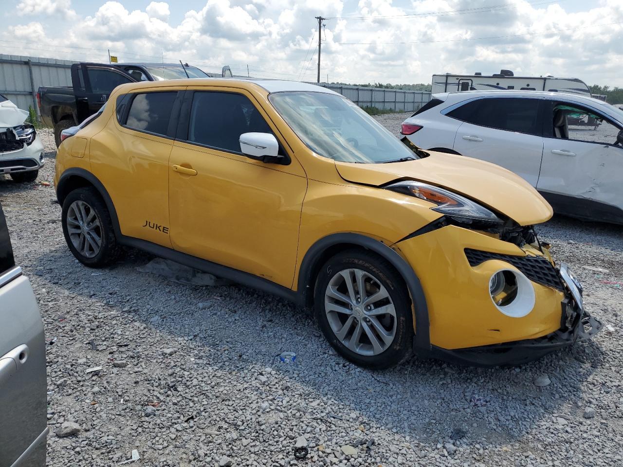 2015 Nissan Juke S - Фото 4