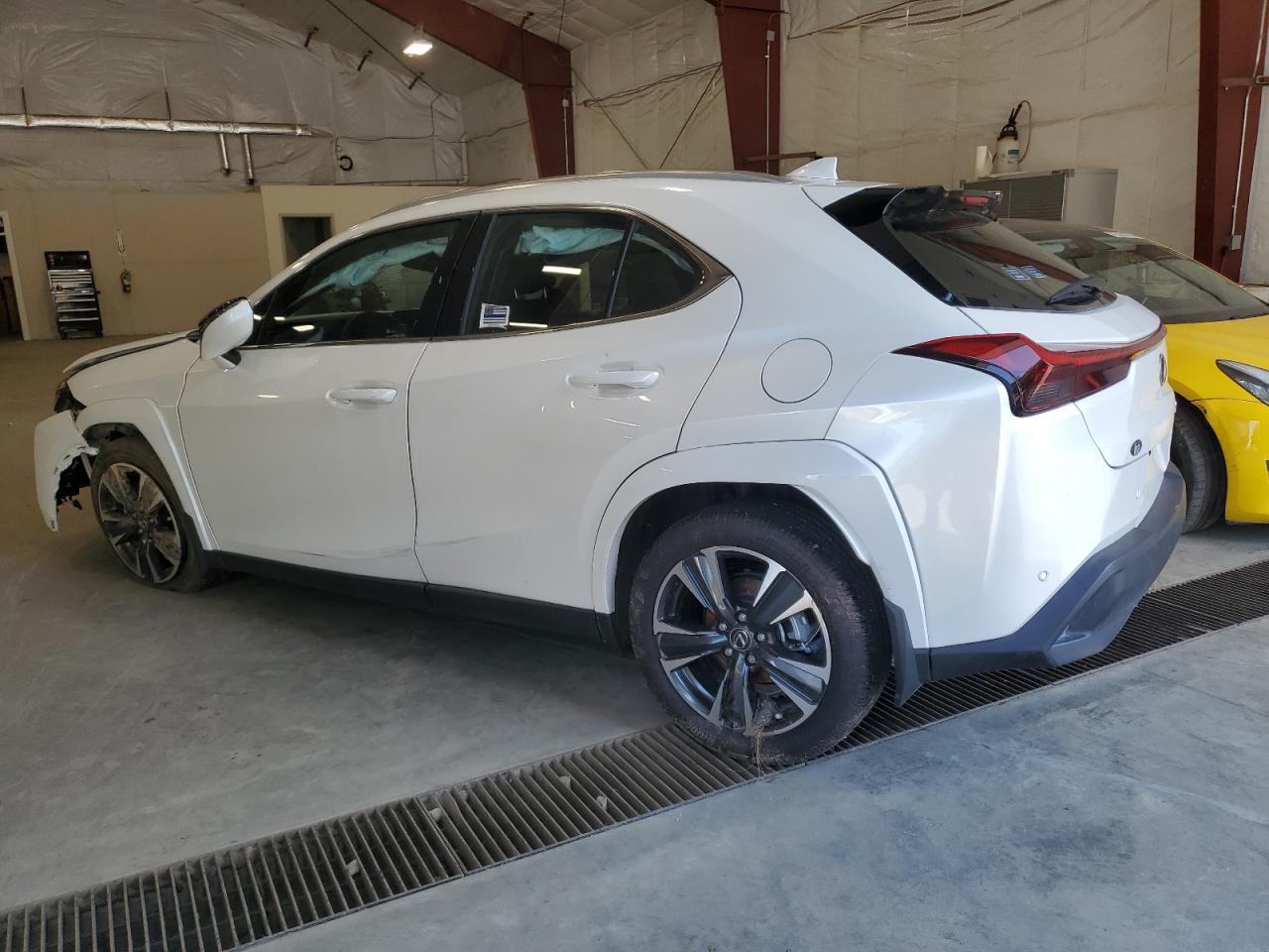 2025 Lexus Ux 300H Base - Фото 2