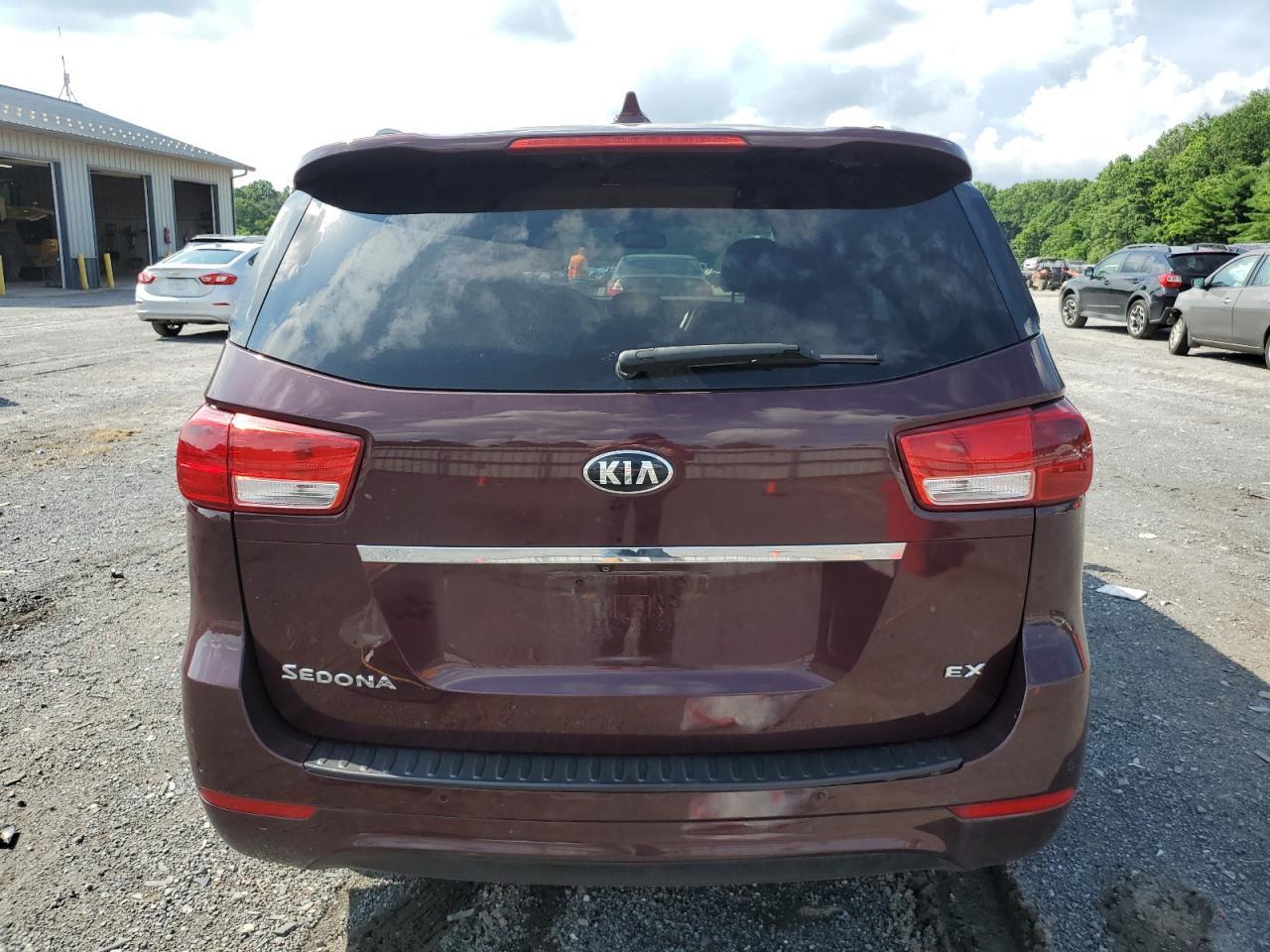 2015 Kia Sedona Ex - Image 6