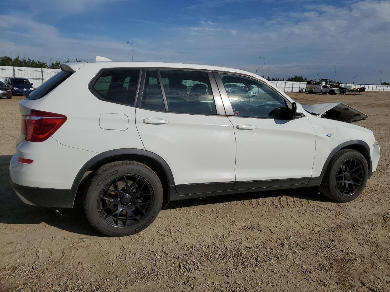 2015 BMW X3 xDrive28I - Фото 3