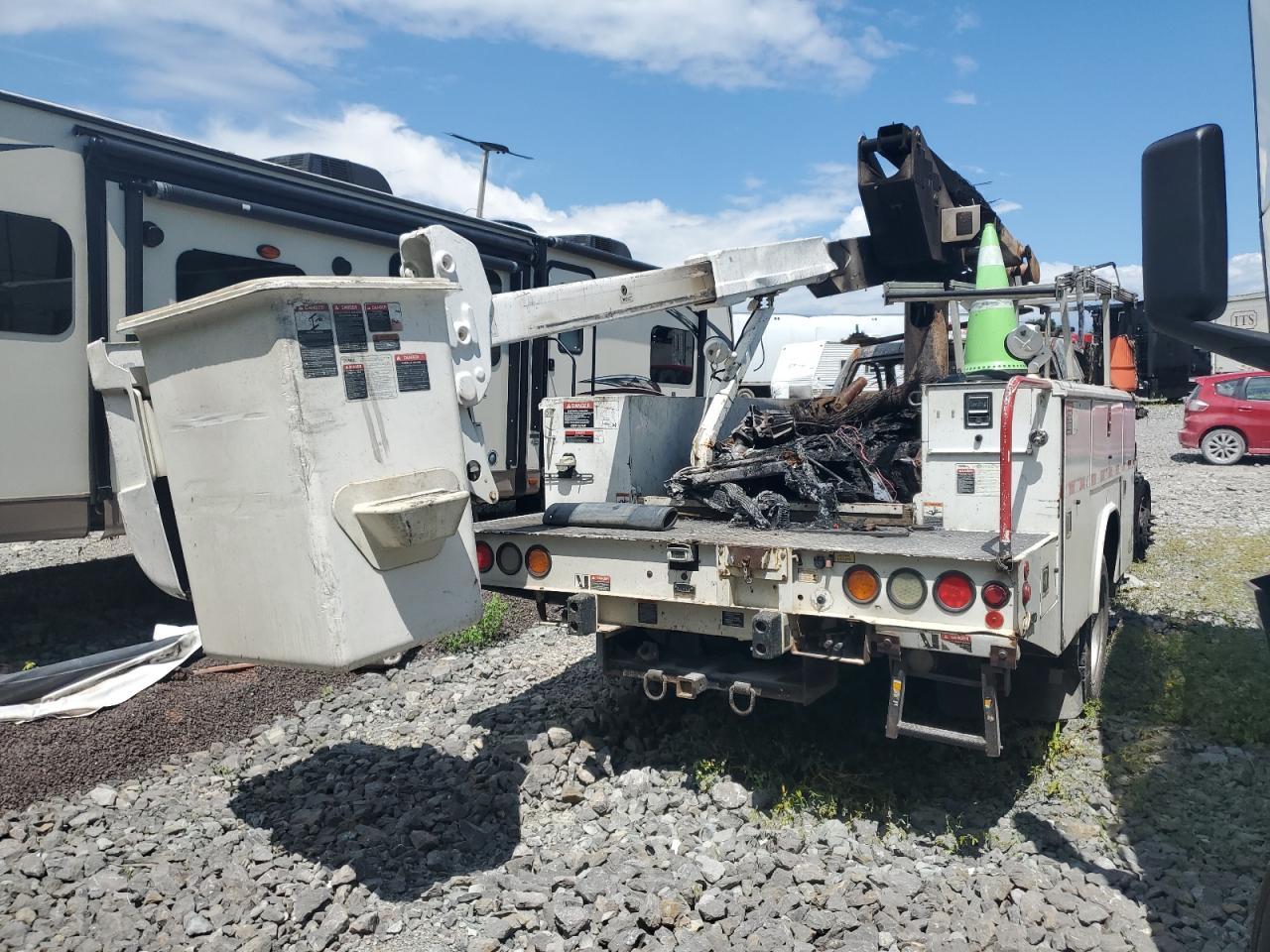 2011 Dodge Ram 5500 St - Image 3