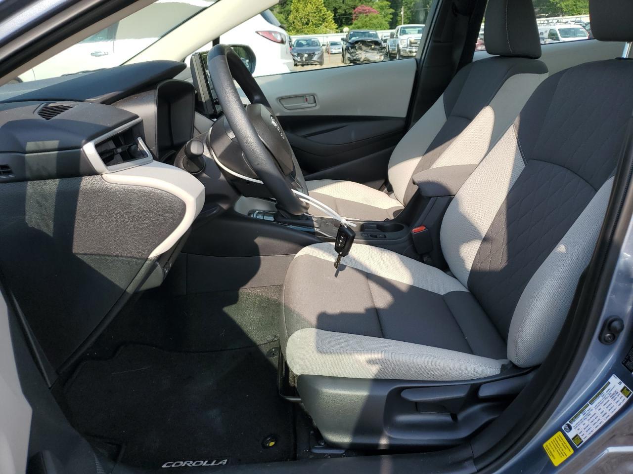 2025 Toyota Corolla Le - Фото 7