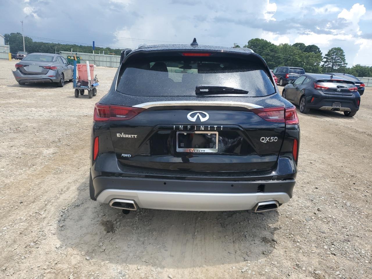 2025 Infiniti Qx50 Luxe - Image 6