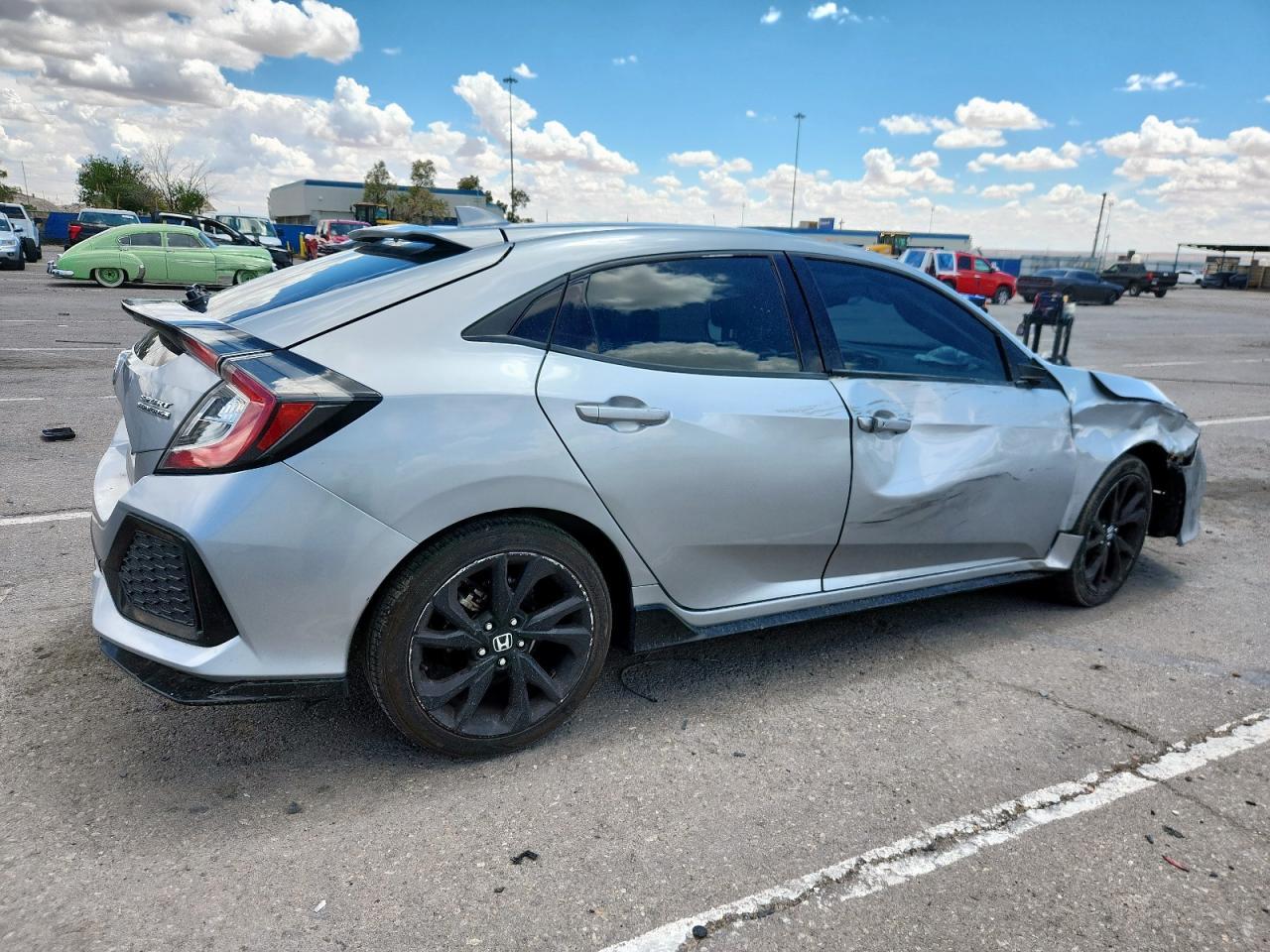 2017 Honda Civic Sport Touring - Image 3
