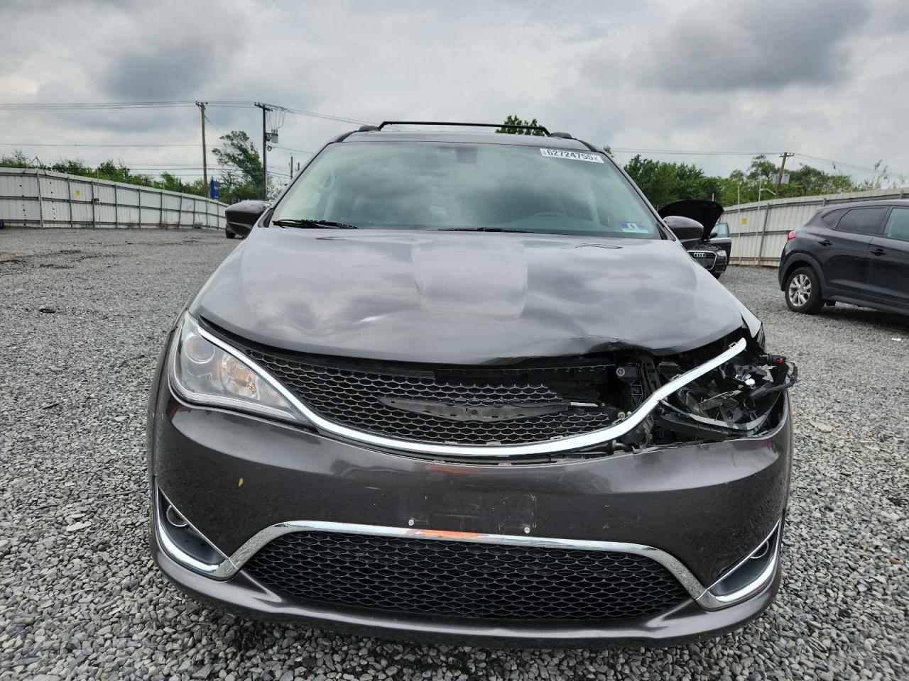 2018 Chrysler Pacifica Touring L Plus - Фото 5