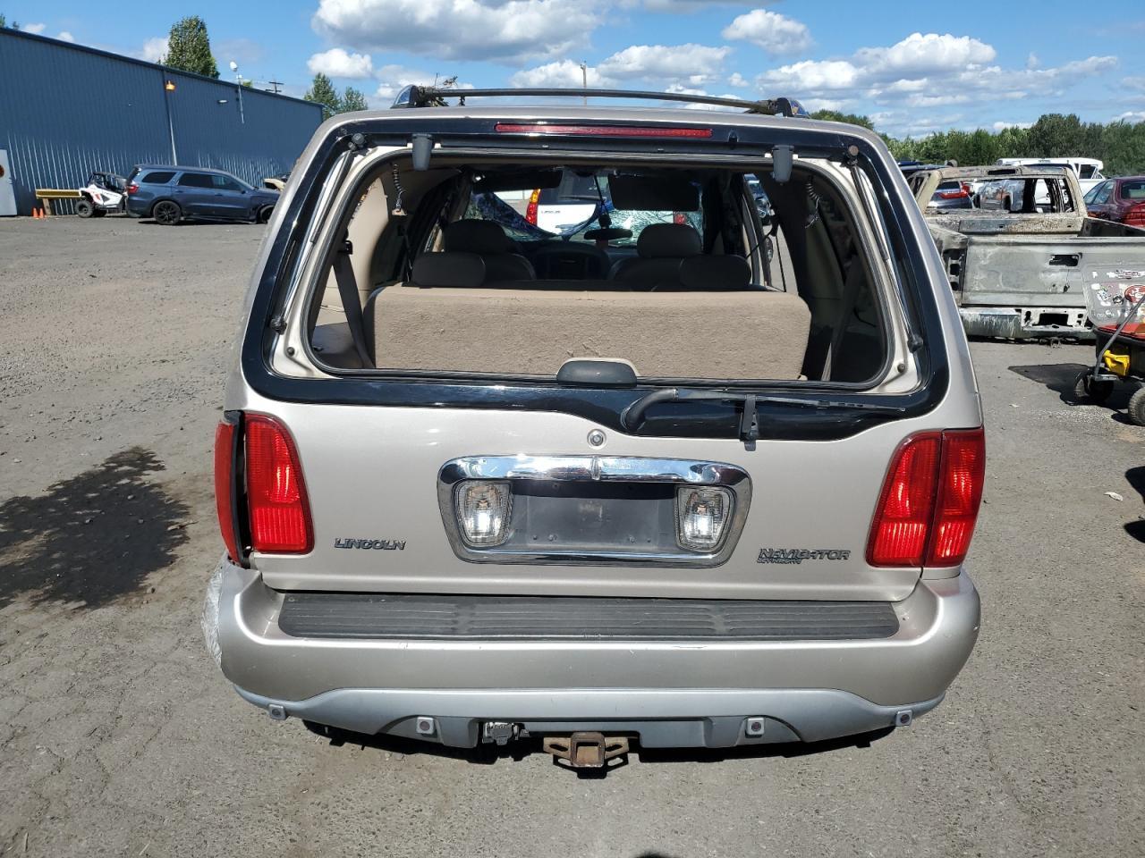 2001 Lincoln Navigator - Фото 6