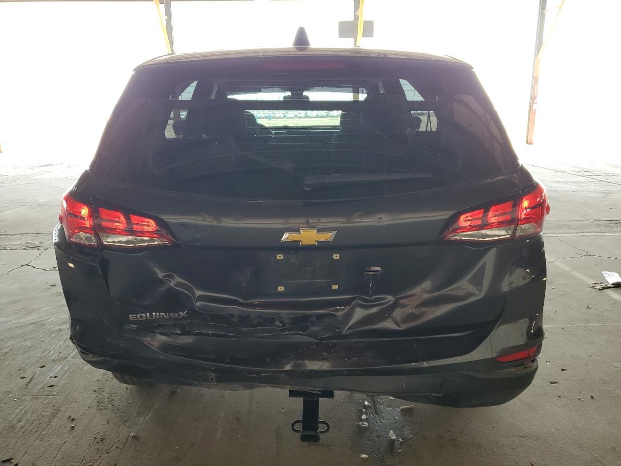 2022 Chevrolet Equinox Ls - Фото 6