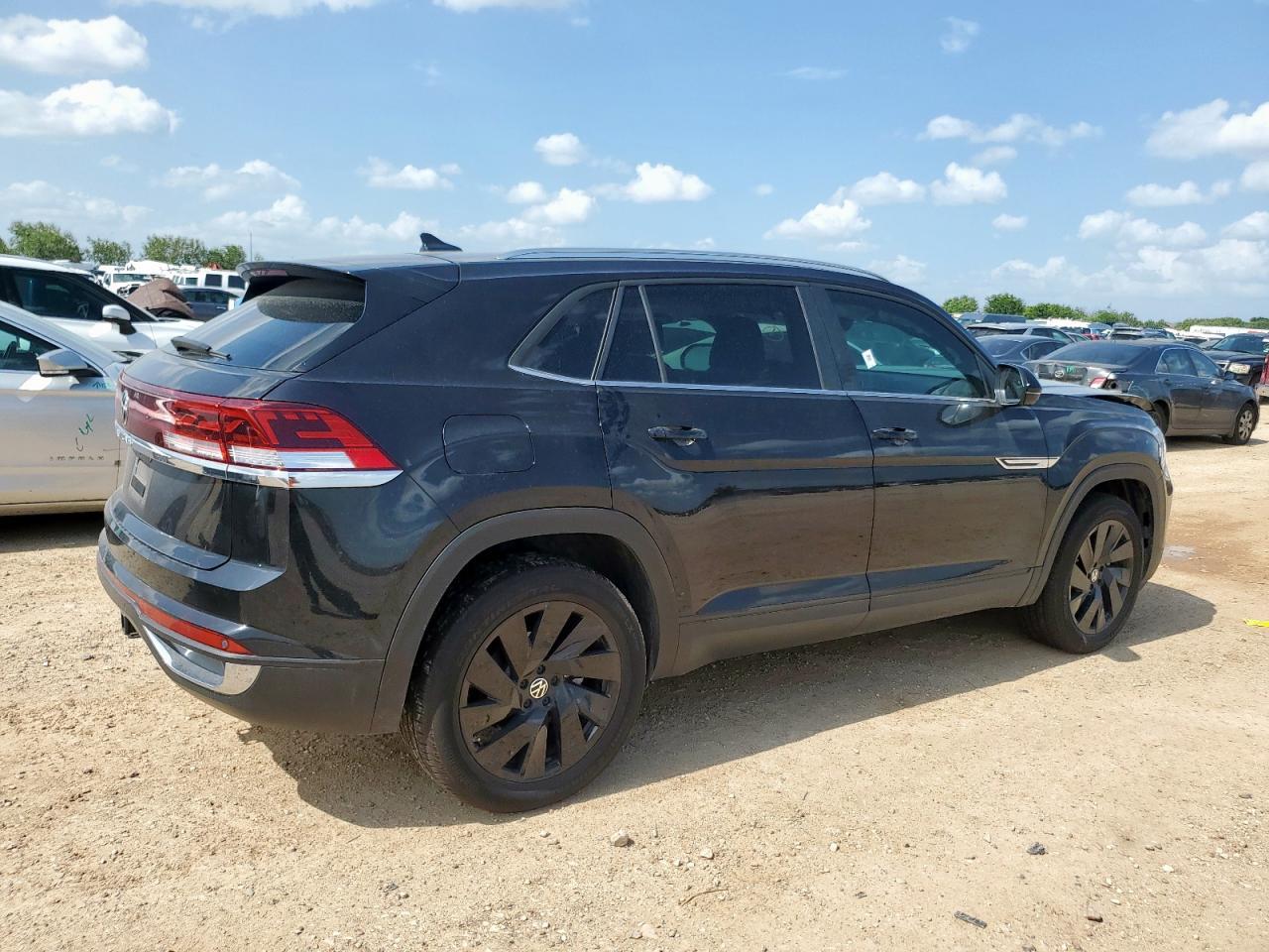 2025 Volkswagen Atlas Cross Sport Se - Image 3