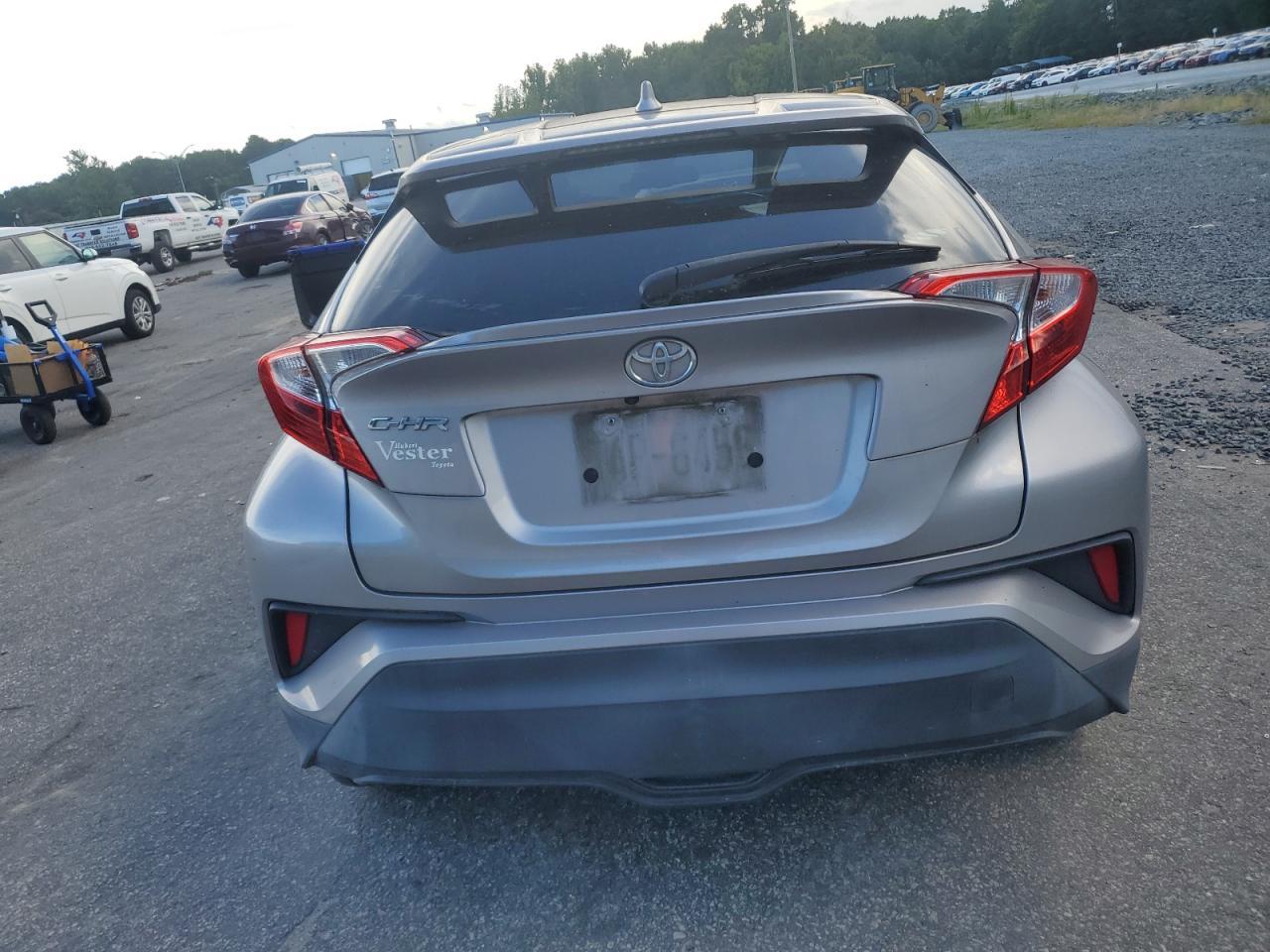 2019 Toyota C-Hr Xle - Фото 6