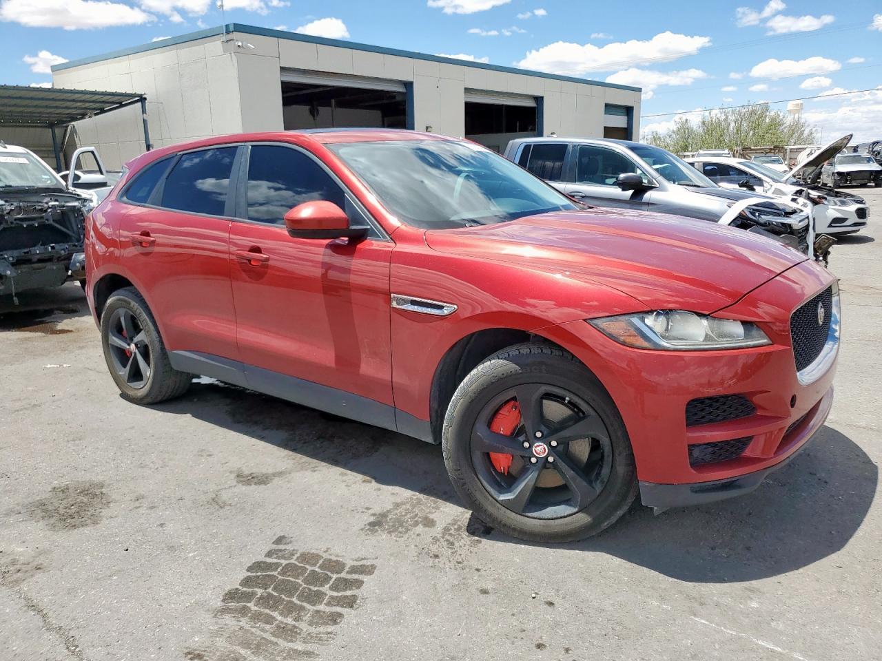 2018 Jaguar F-Pace Premium - Image 4