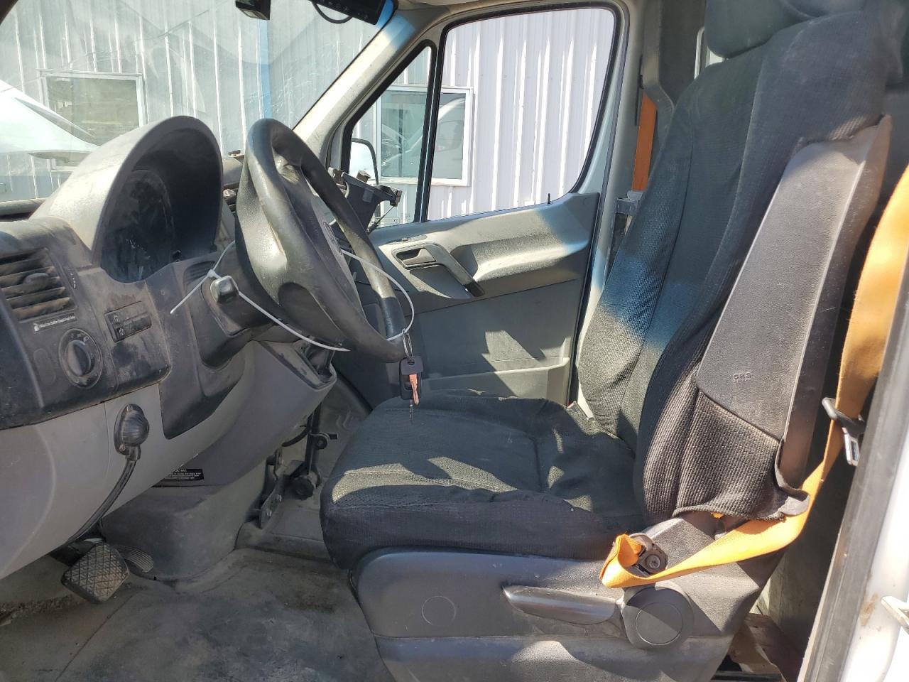 2014 Mercedes-Benz Sprinter 2500 Delivery Truck Or Van Delivery Van - Image 7