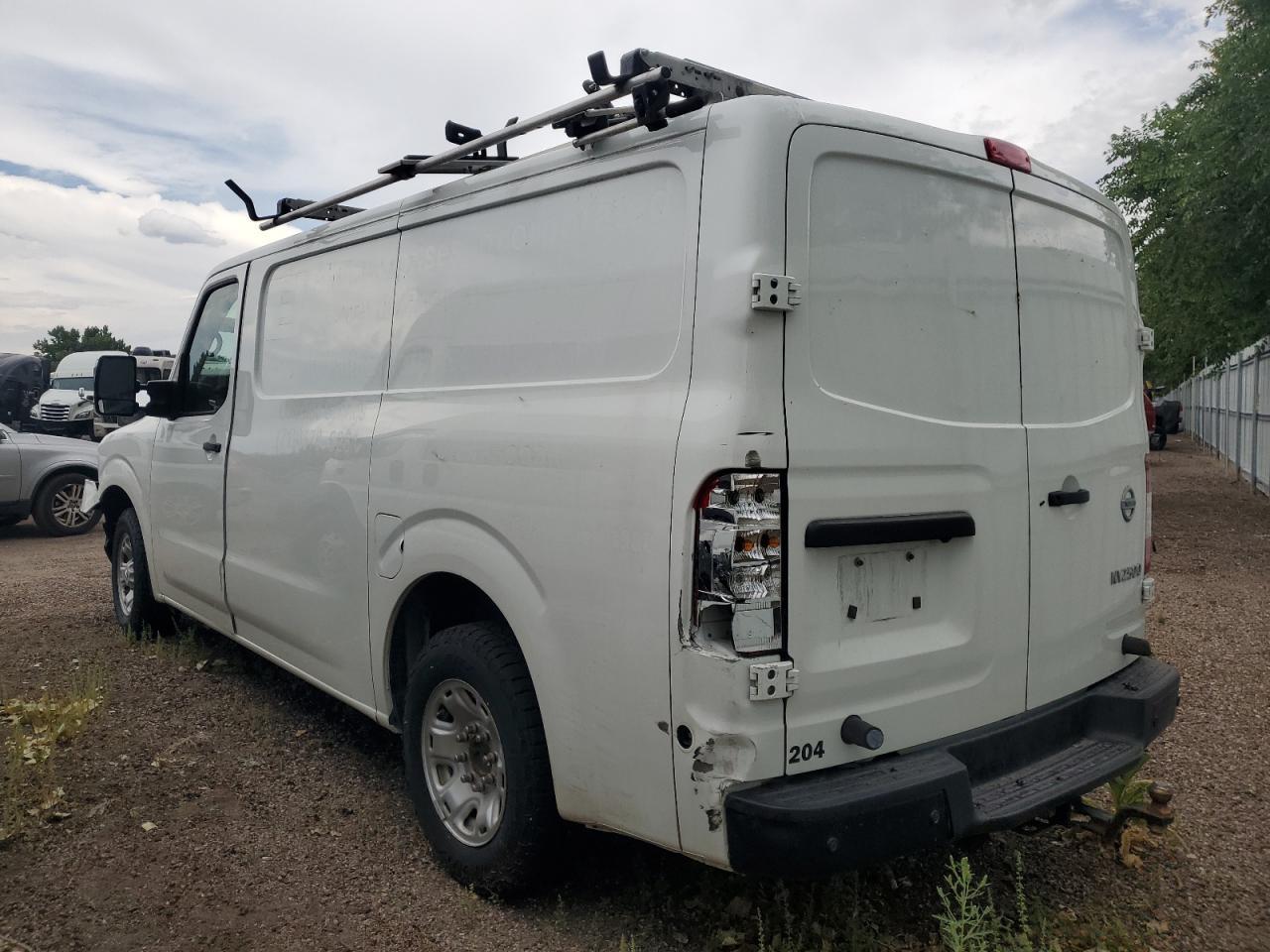 2018 Niss Nv 2500 Hd Sv - Фото 2