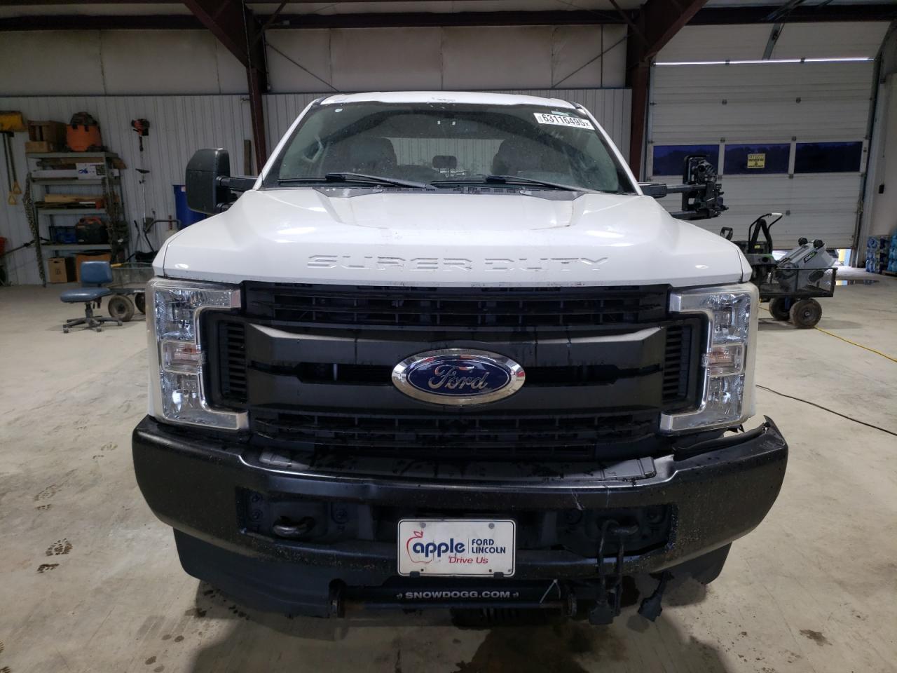 2019 Ford F350 Super Duty - Image 5