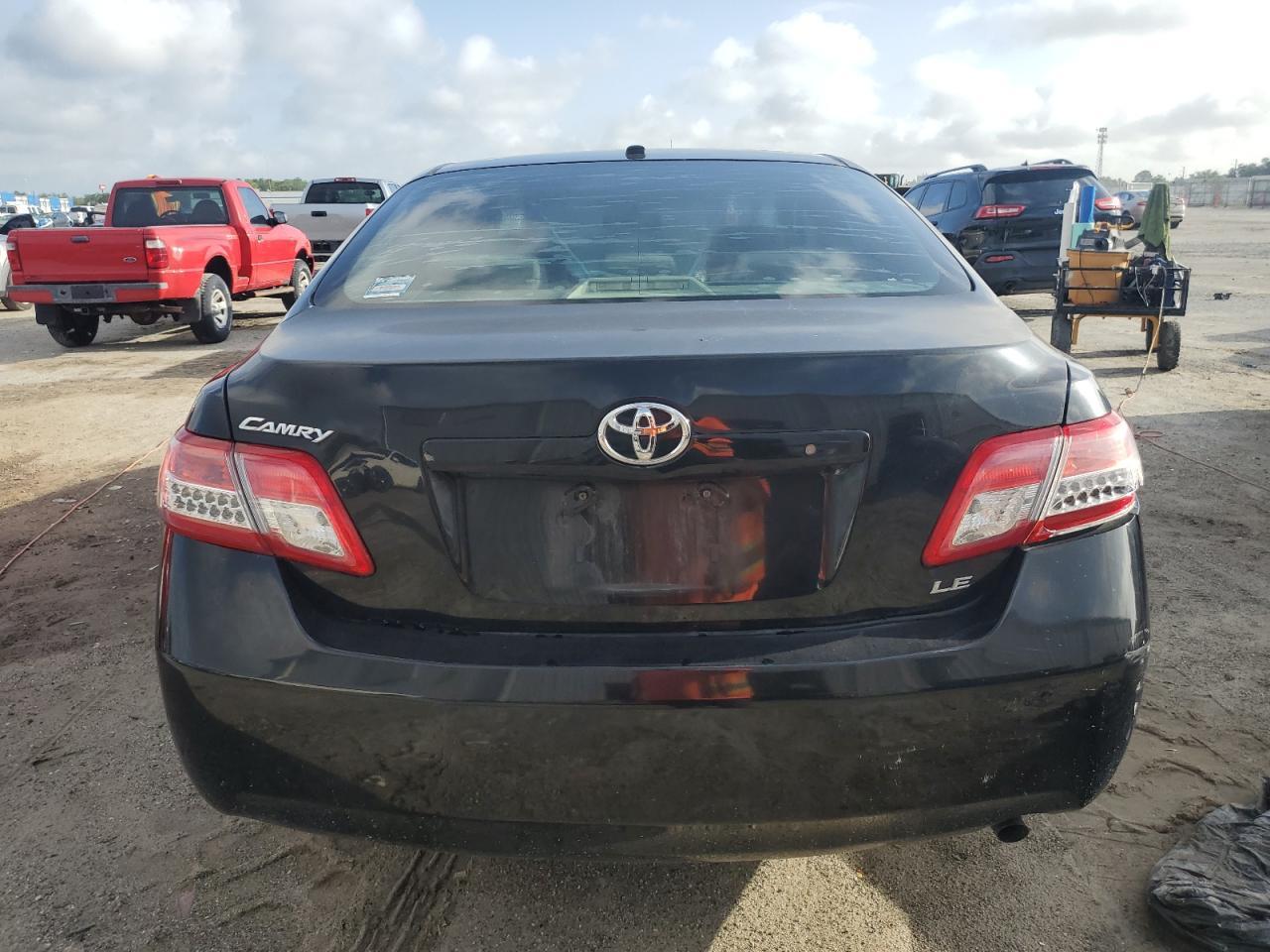 2010 Toyota Camry Base - Image 6