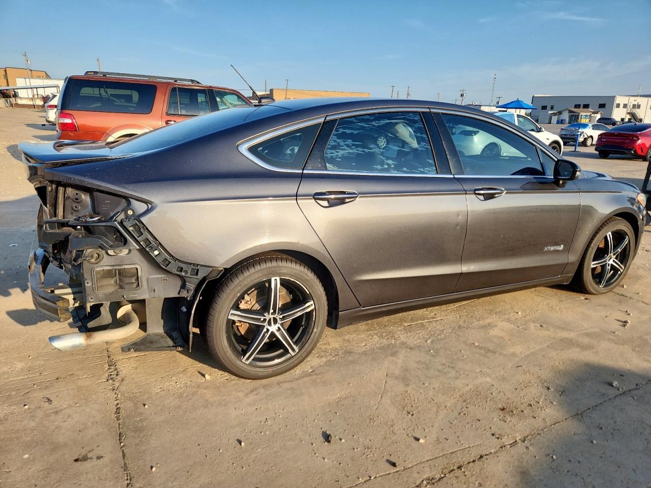 2016 Ford Fusion Titanium Hev - Image 3
