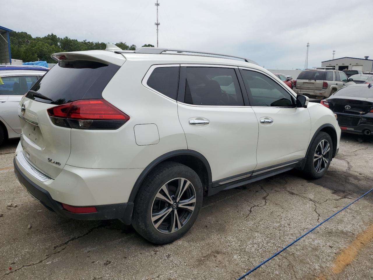 2017 Nissan Rogue Sv - Фото 3