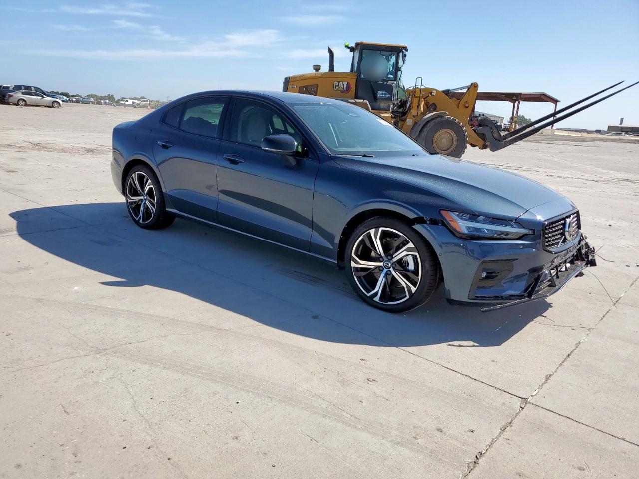 2024 Volvo S60 Plus - Фото 4