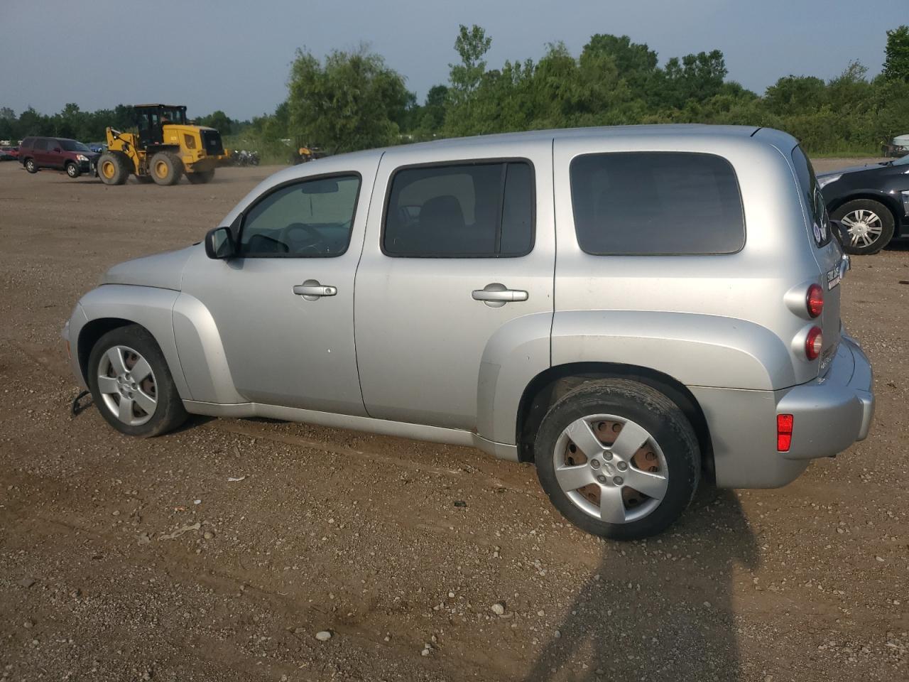 2011 Chevrolet Hhr Ls - Image 2