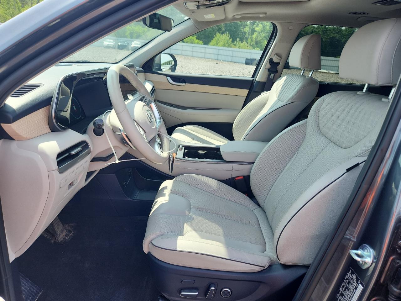 2024 Hyundai Palisade Limited - Image 7