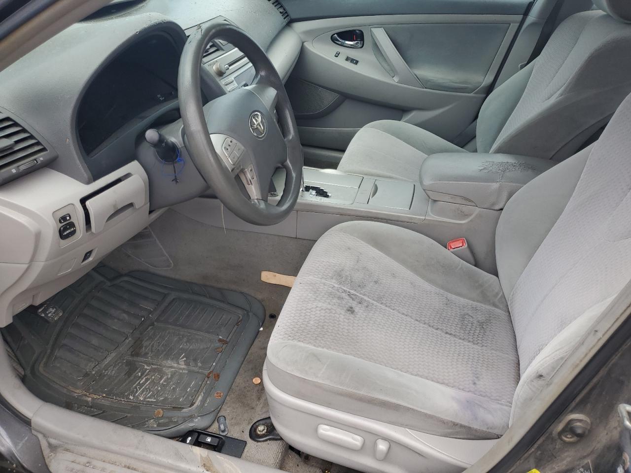 2011 Toyota Camry Base - Фото 7