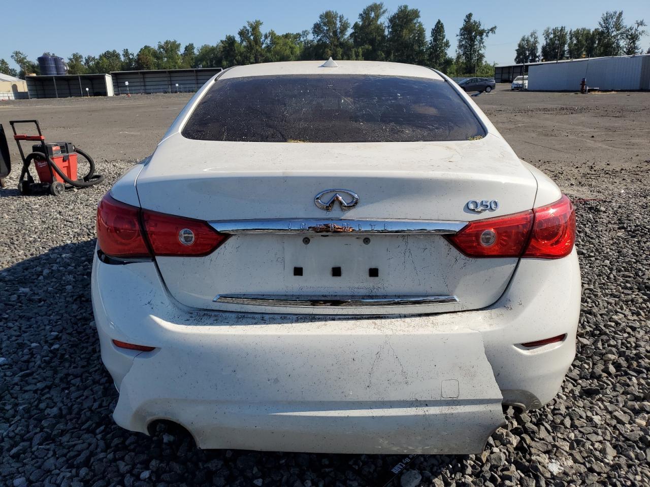 2017 Infiniti Q50 Premium - Image 6