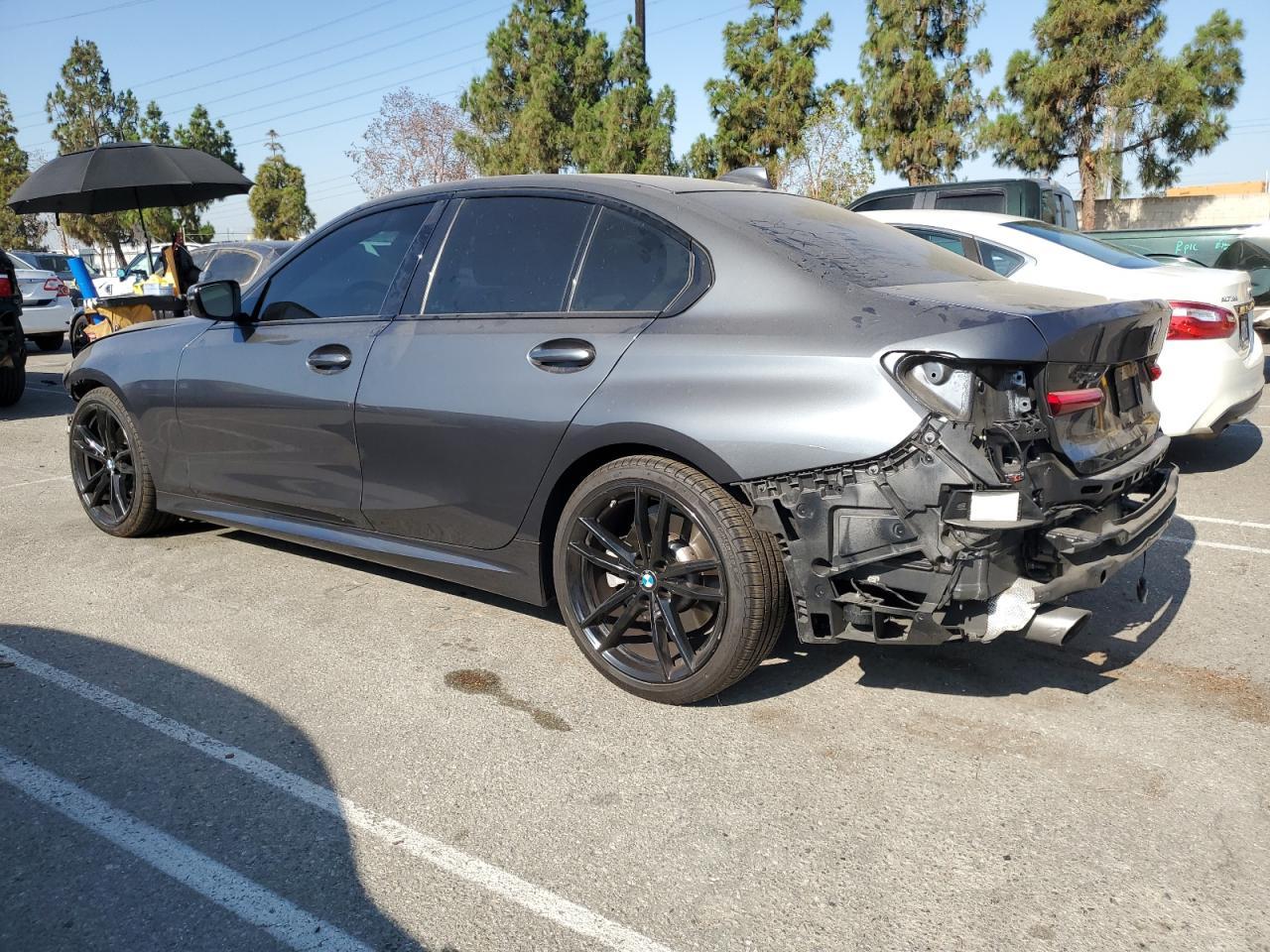 2021 BMW 330I - Фото 2
