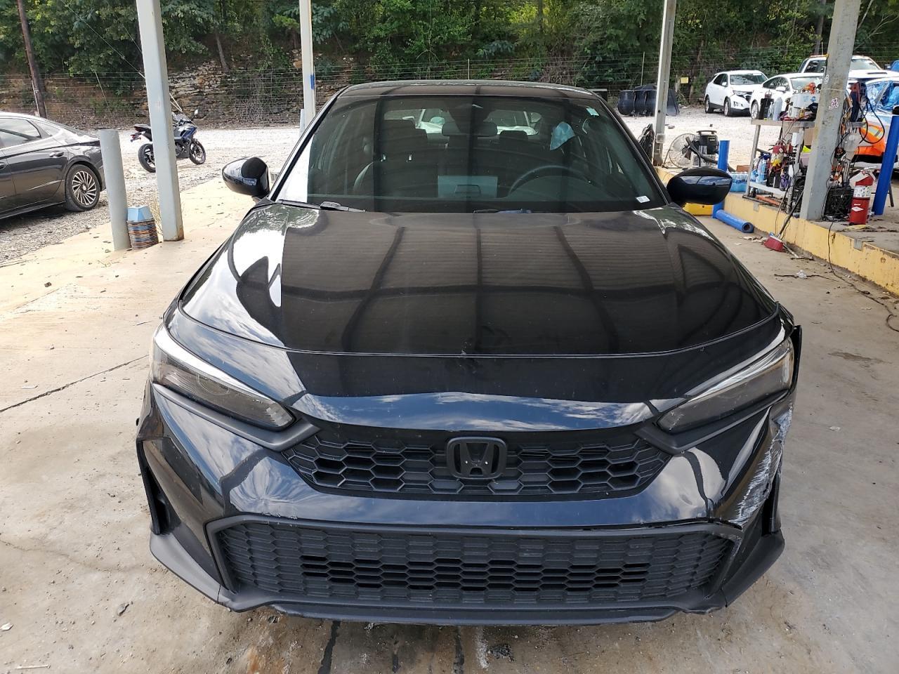 2025 Honda Civic Sport - Фото 5