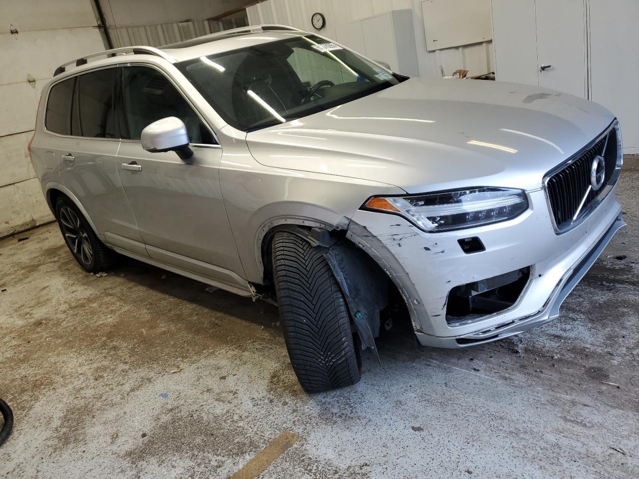 2017 Volvo Xc90 T6 - Фото 4