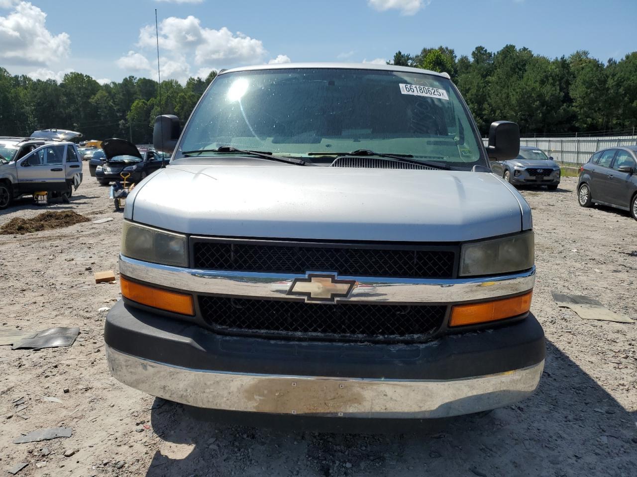 2014 Chevrolet Express G3500 Lt - Image 5