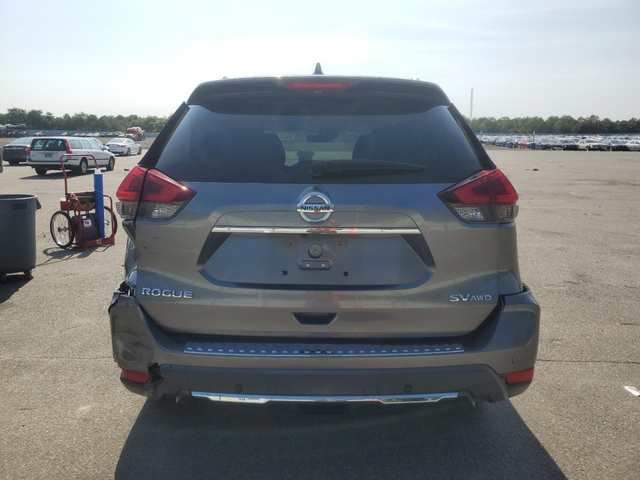 2020 Nissan Rogue S - Фото 6