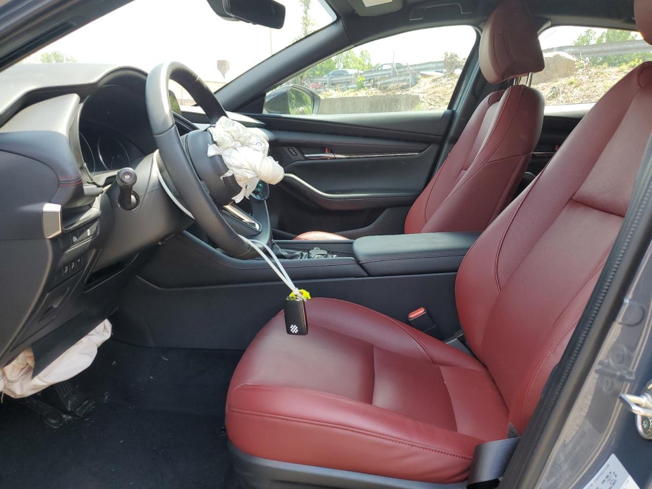 2025 Mazda 3 Preferred - Фото 7