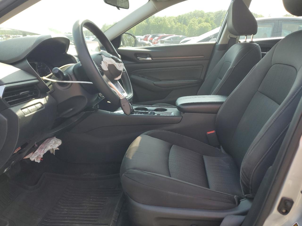 2020 Nissan Altima S - Image 7