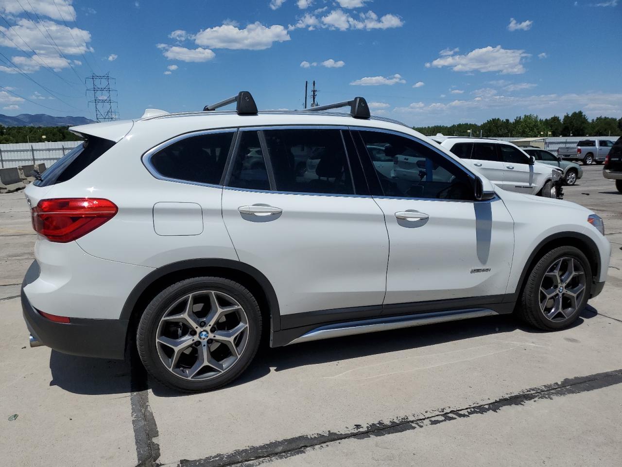 2017 BMW X1 xDrive28I - Фото 3