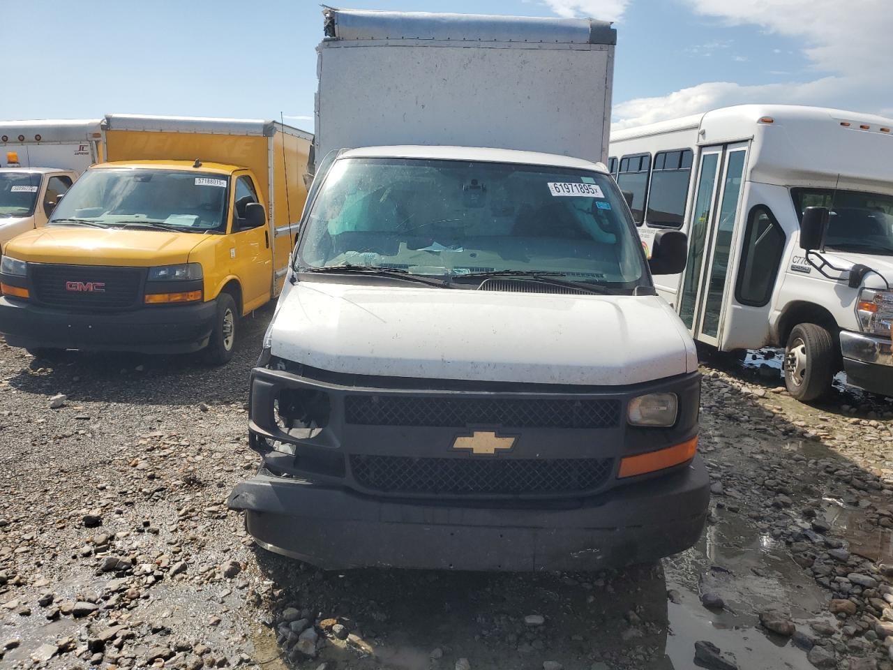 2017 Chevrolet Express G3500 - Фото 5