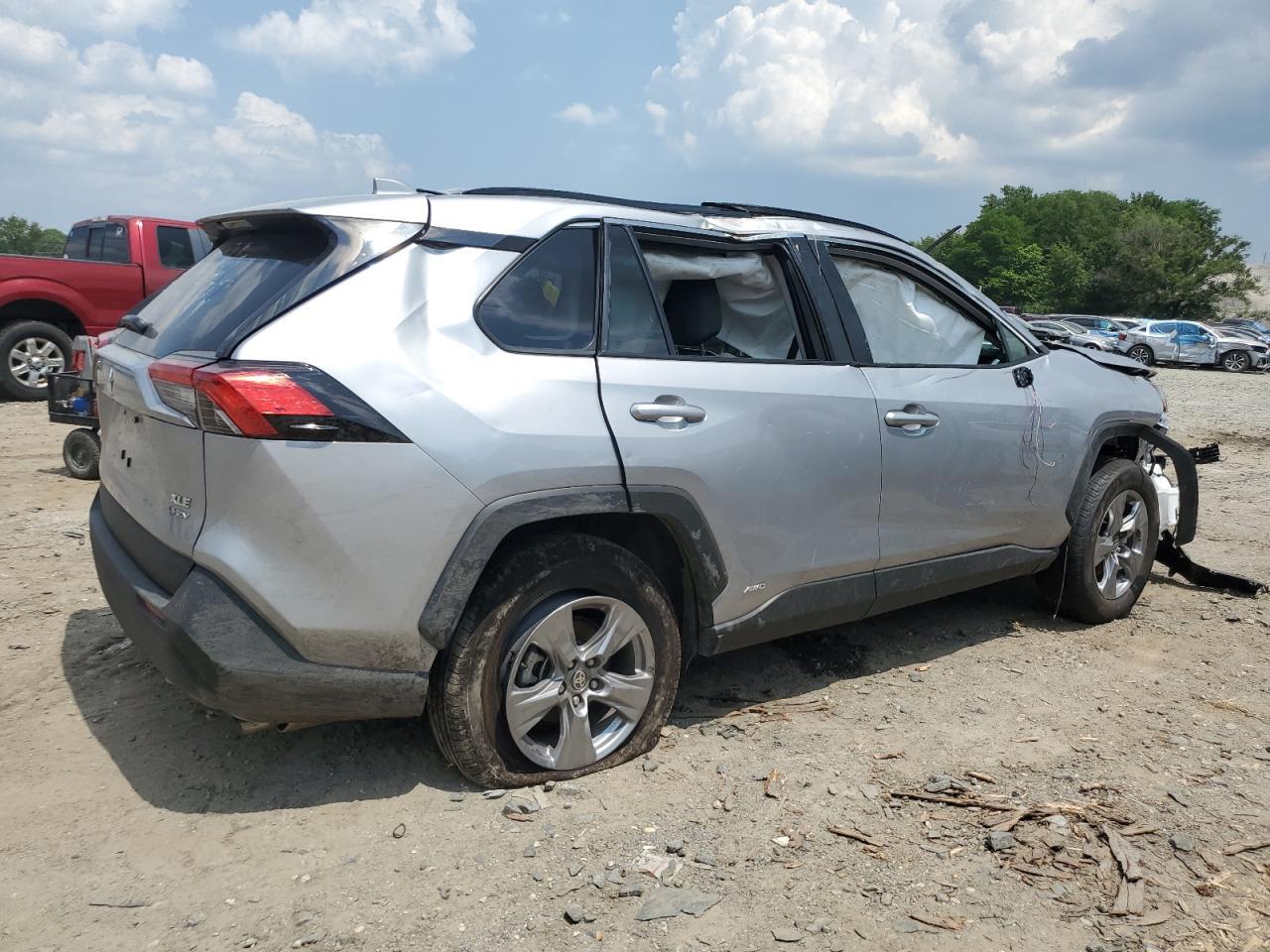 2025 Toyota Rav4 Xle - Фото 3
