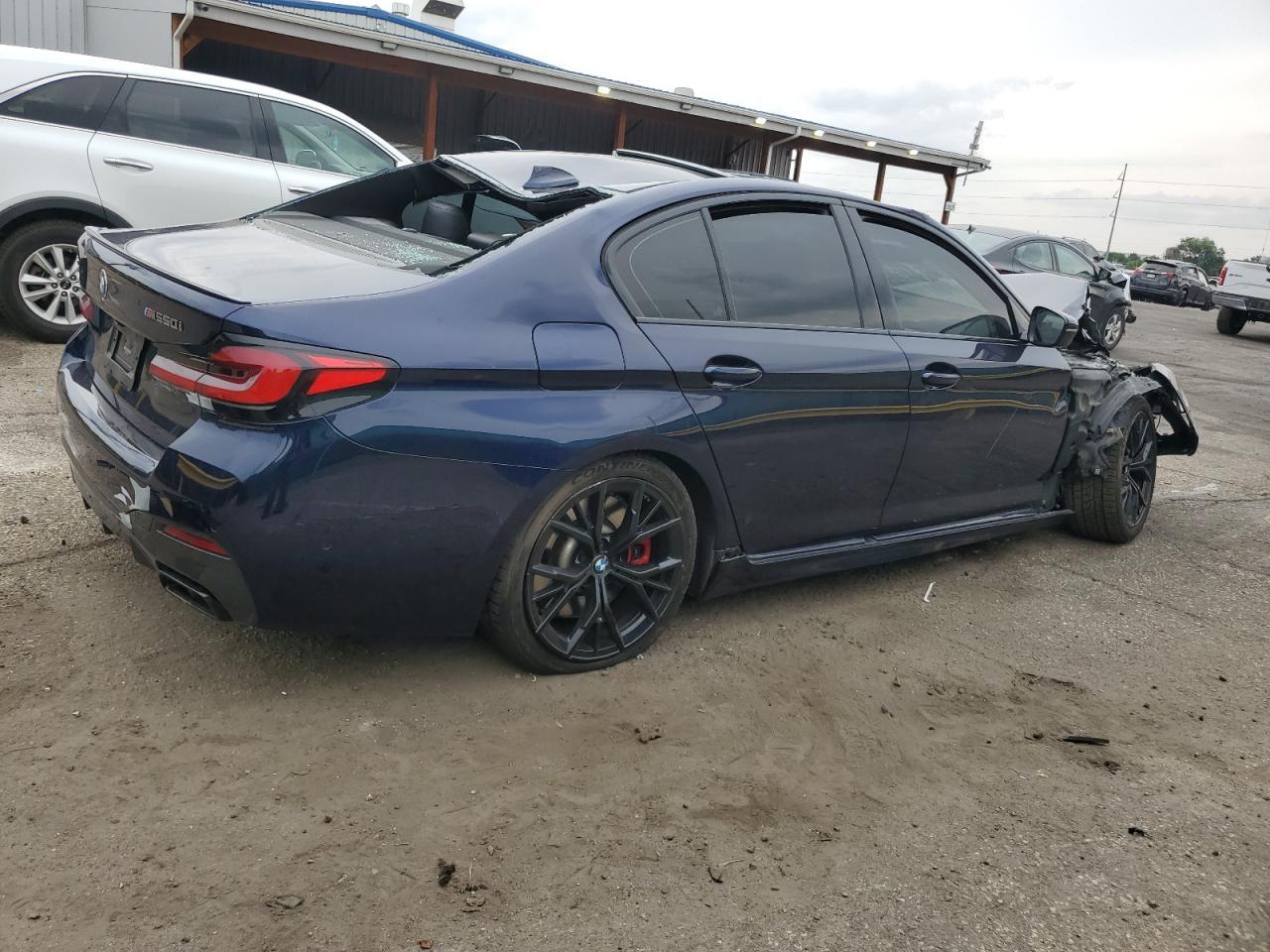 2021 BMW M550Xi - Фото 3