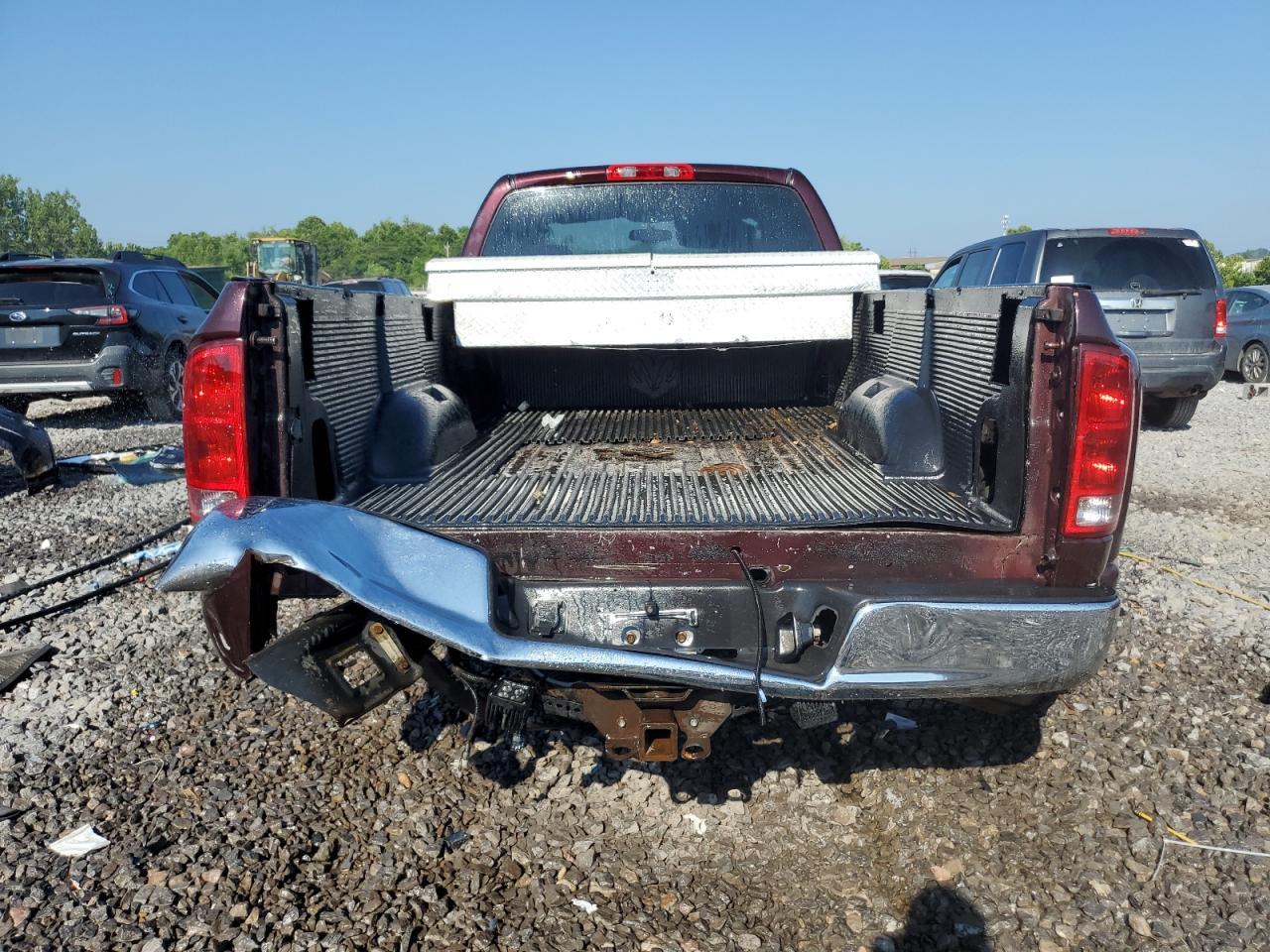2004 Dodge Ram 3500 St - Фото 6