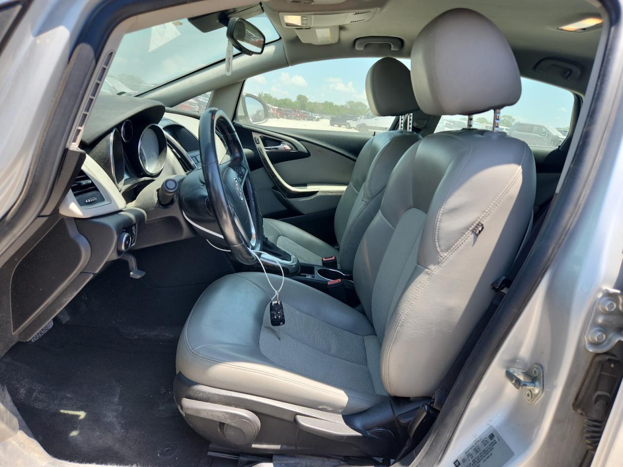 2013 Buick Verano - Image 7