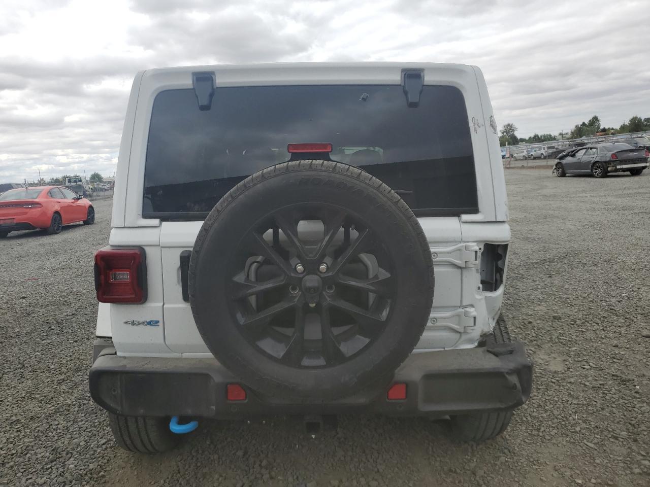 2024 Jeep Wrangler Sahara 4Xe - Image 6