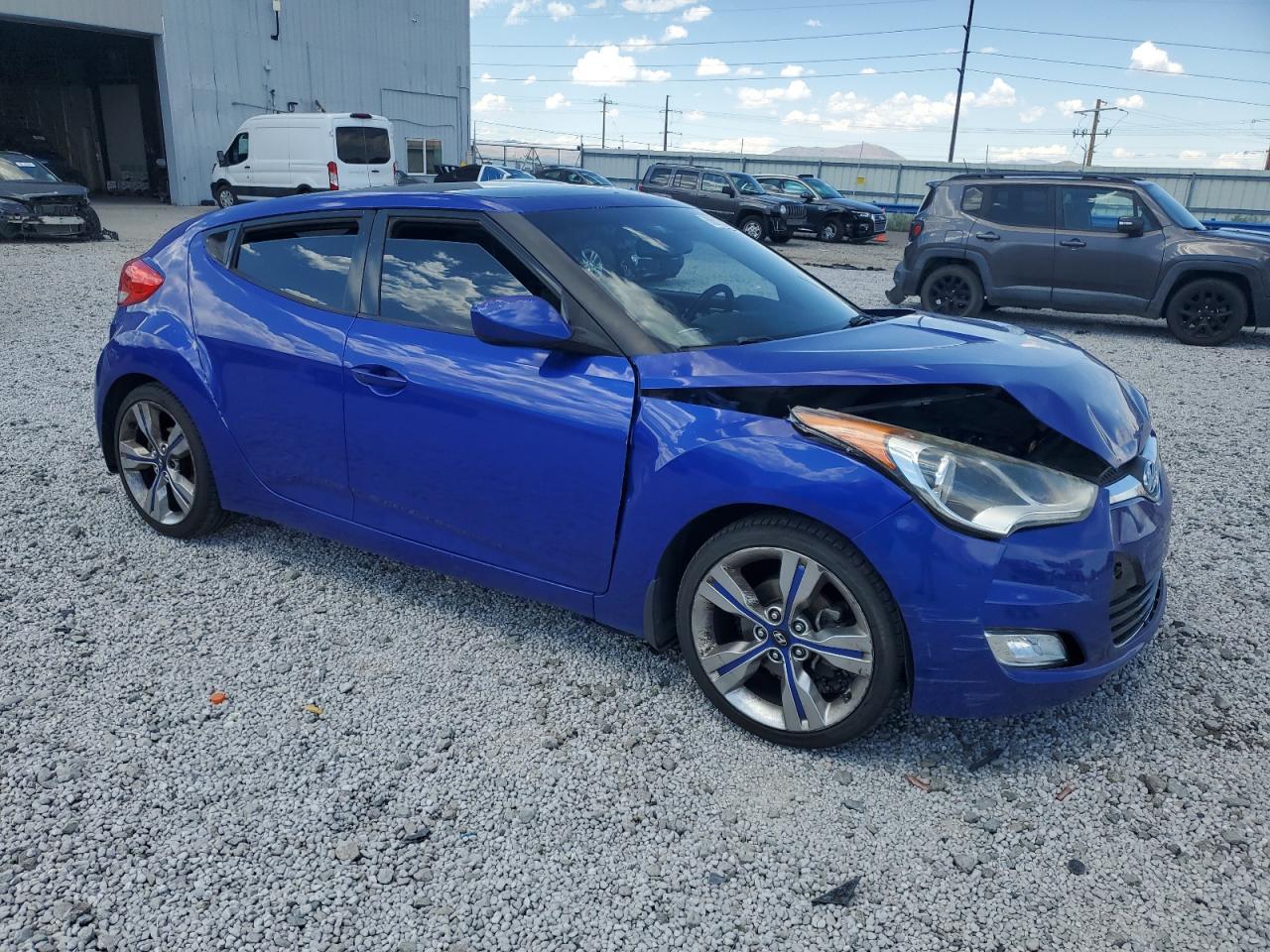 2014 Hyundai Veloster - Image 4