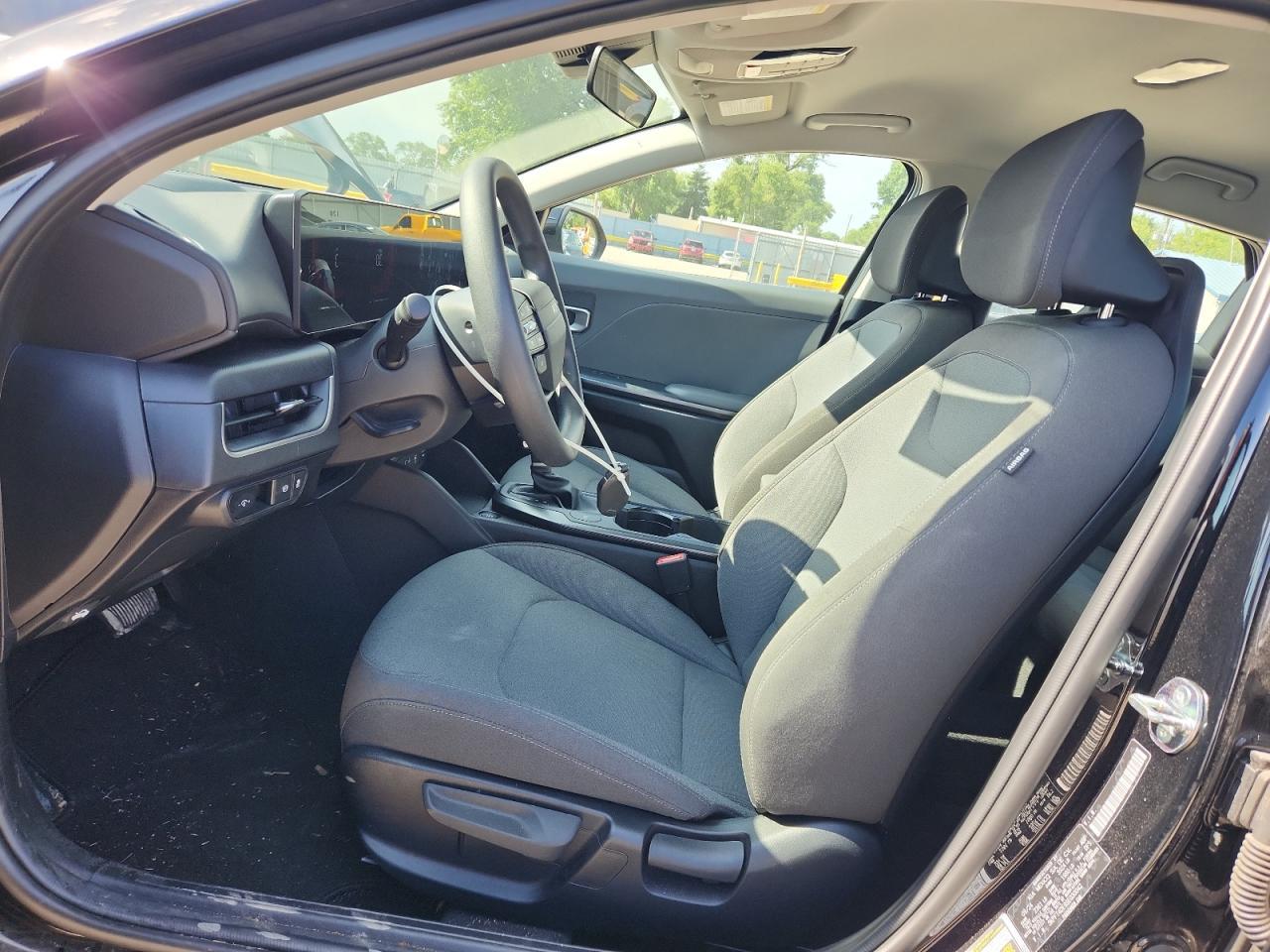 2025 Kia K4 Lx - Image 7