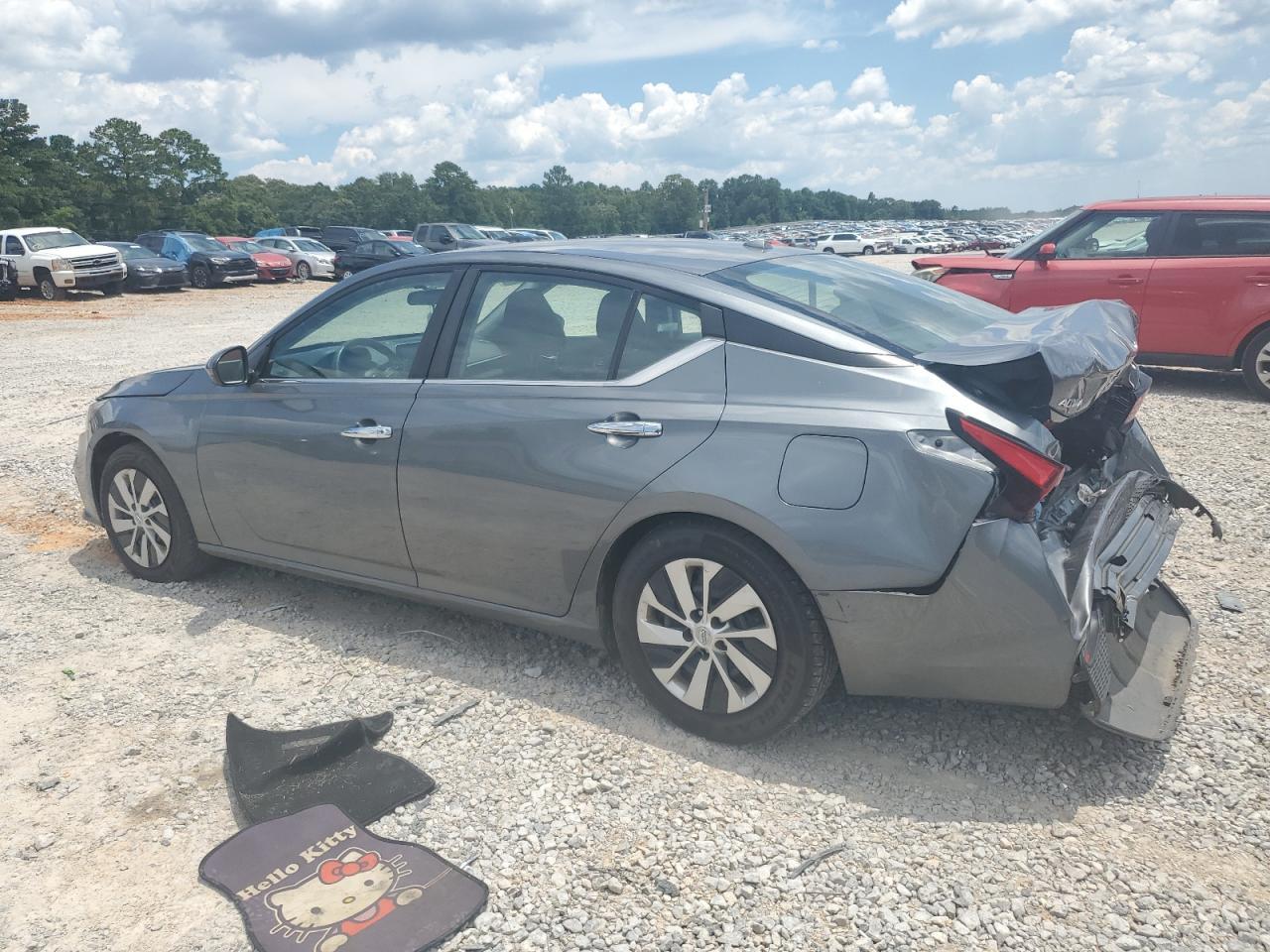 2020 Nissan Altima S - Фото 2