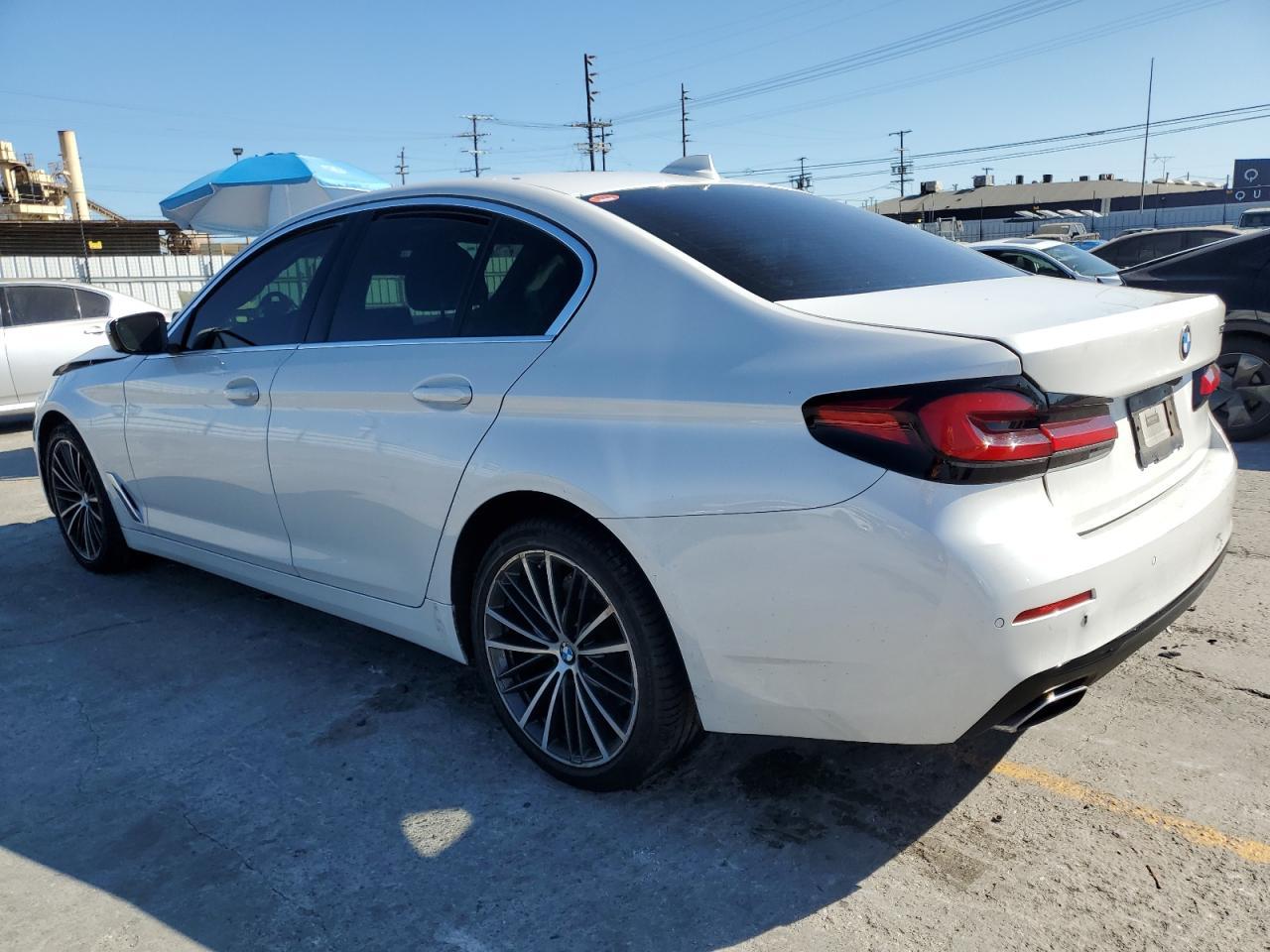 2021 BMW 530 I - Image 2