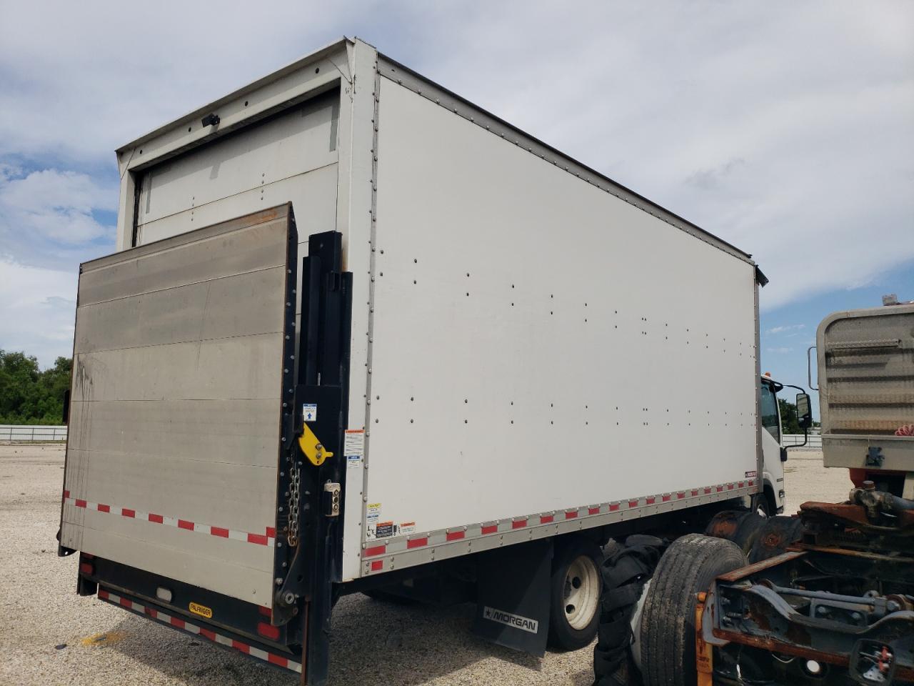 2019 Isuzu Npr Hd - Trucks - Фото 3