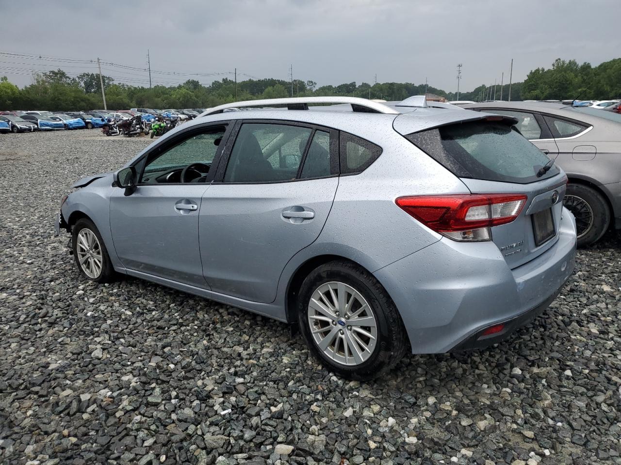 2018 Subaru Impreza Premium - Image 2