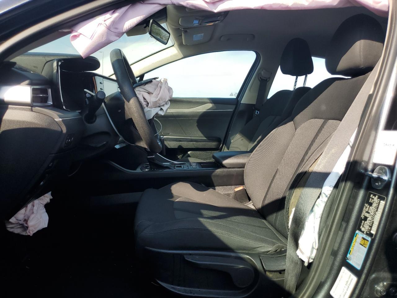 2022 Kia K5 Lxs - Image 7