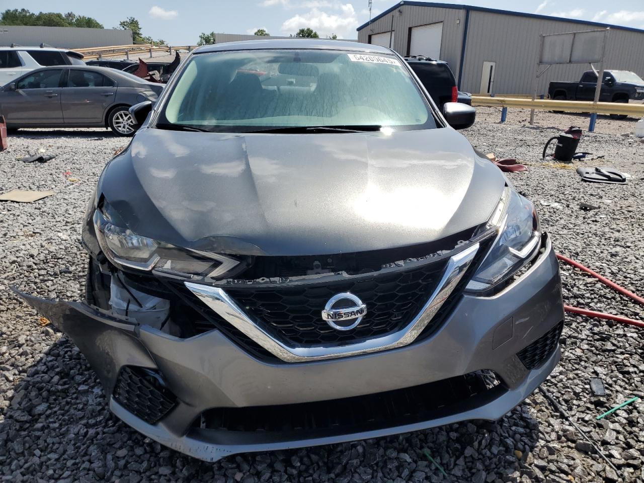 2019 Nissan Sentra S - Фото 5