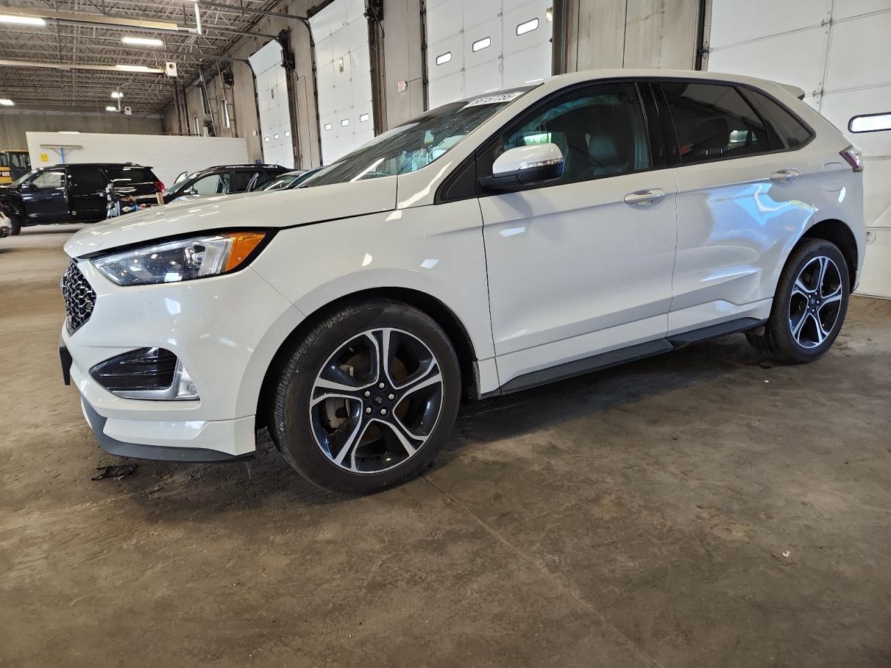 2022 Ford Edge St