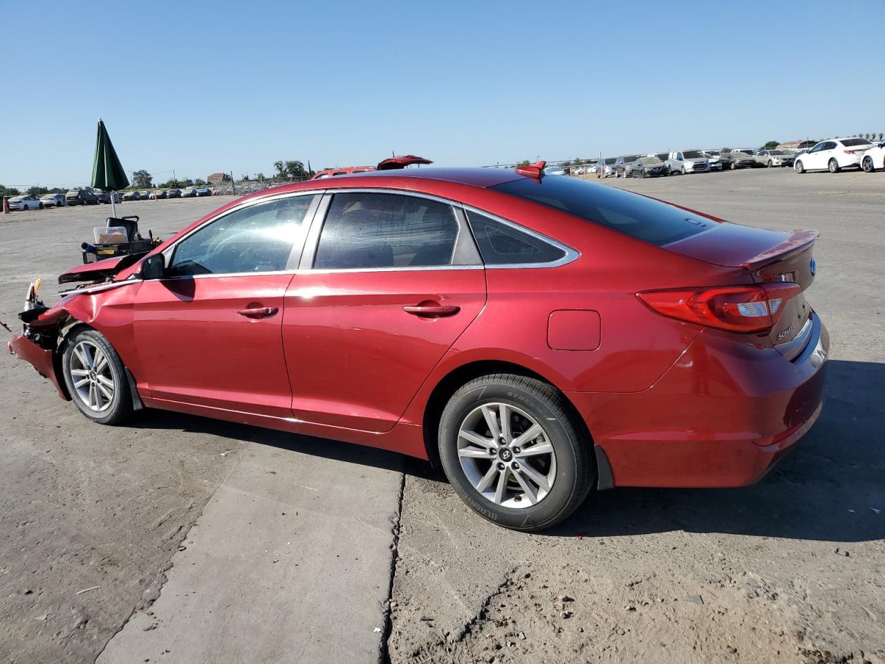 2015 Hyundai Sonata Se - Image 2