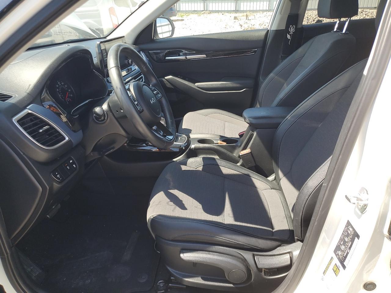 2023 Kia Seltos S - Фото 7